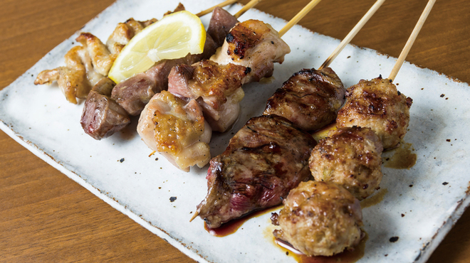 地鶏炭火焼　鳥八 - メイン写真: