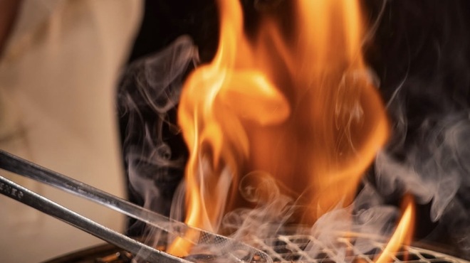 炭火焼肉　仁 - メイン写真: