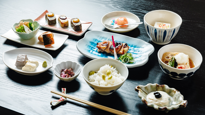 豆腐料理とおばんざい まるたけえびす豆八 京都 先斗町 - メイン写真: