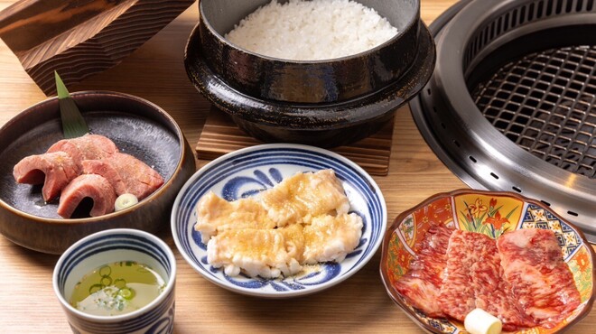 肉之山翔