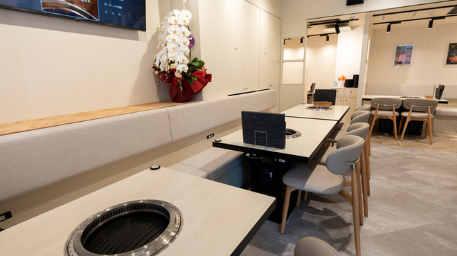 熟成肉専門店 ヨプの王豚塩焼 - メイン写真: