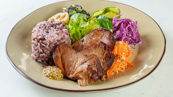 オールカフェ×タニタカフェ - 料理写真:豚の旨煮ワンプレート