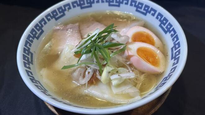 秋刀魚中華そば生粋 - メイン写真: