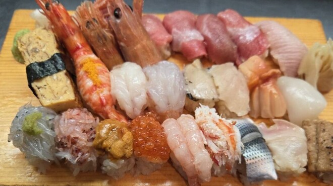 金寿司 地魚定 - メイン写真:
