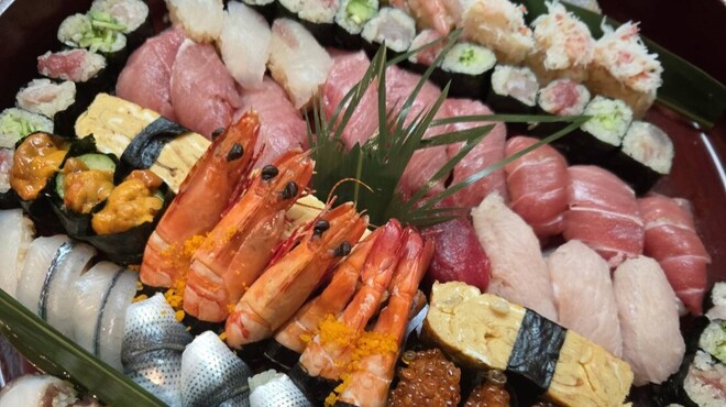 金寿司 地魚定 - メイン写真: