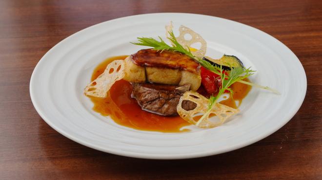 ステーキ&ワインスタイル ぶどうの樹 - メイン写真: