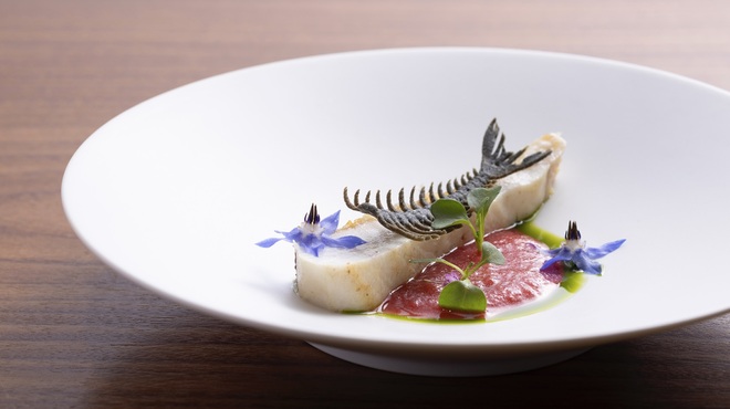 真白 - メイン写真: