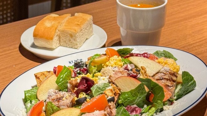 N.Y. Italian NO CODE.H by FUMIO YONEZAWA - 料理写真:平日限定サラダランチ