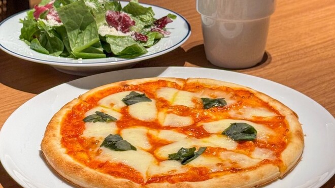 N.Y. Italian NO CODE.H by FUMIO YONEZAWA - 料理写真:平日限定ピザランチ