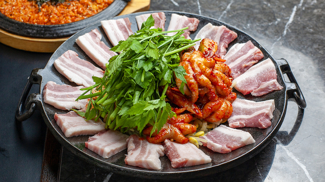 プングム - メイン写真: