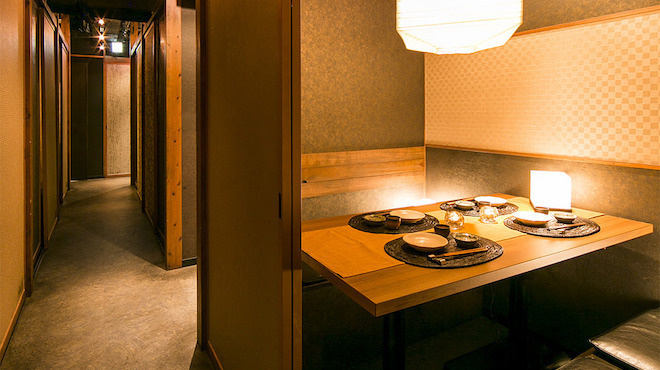 個室居酒屋 いろり屋 - メイン写真: