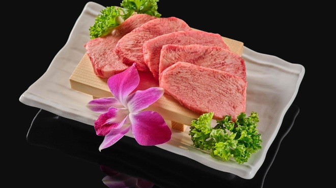 和牛一頭焼肉 牛一 - メイン写真:
