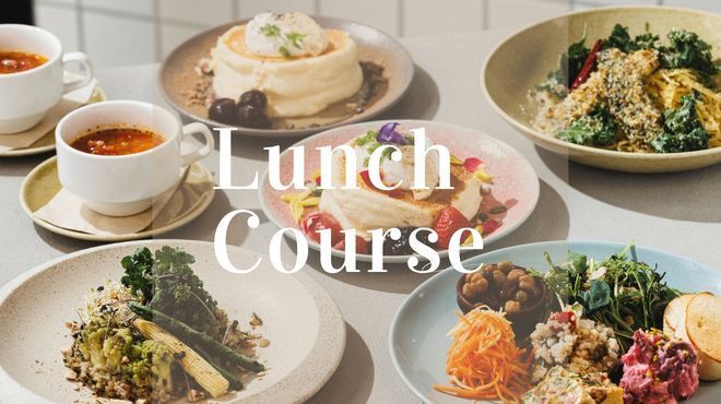 ALL DAY CAFE & DINING The Blue Bell - メイン写真: