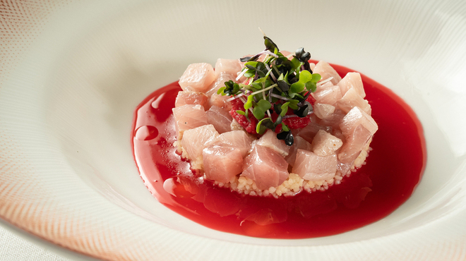 エトゥルスキ - メイン写真: