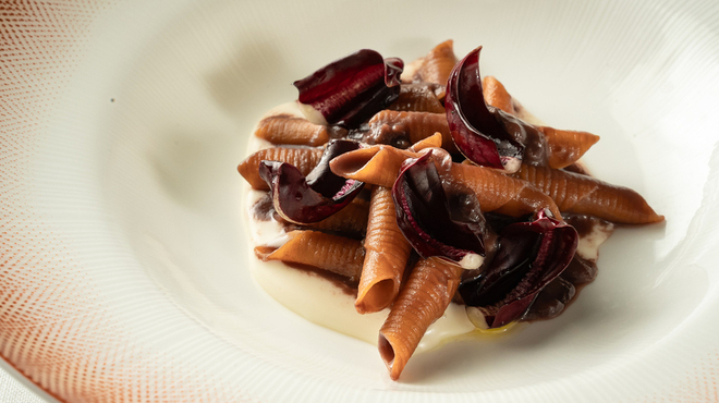 エトゥルスキ - メイン写真: