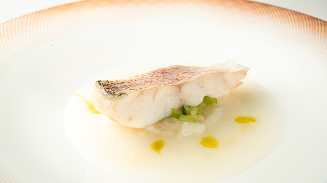 エトゥルスキ - メイン写真: