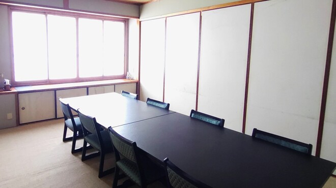 いかだ荘 山上 - 内観写真:テーブル席