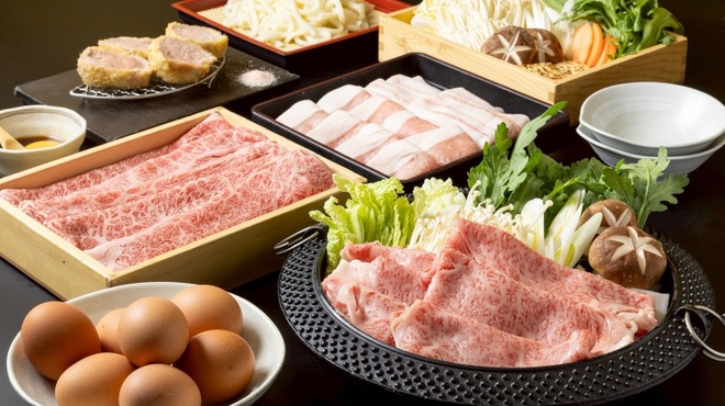 和牛 すき焼き しゃぶしゃぶ 食べ放題 豚匠 なんば邸 - メイン写真: