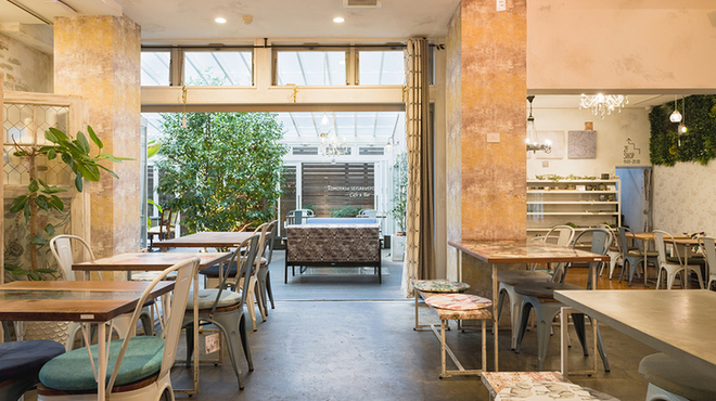 友安製作所Cafe＆Bar - メイン写真: