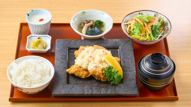 おもてなしとりよし - 料理写真: