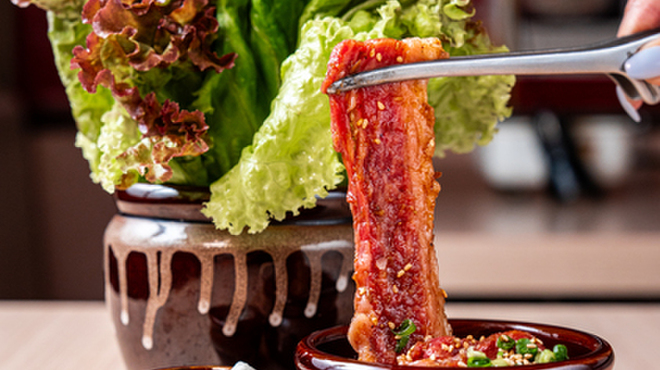 和牛ホルモンとタレ漬け焼肉 壺ほる - メイン写真: