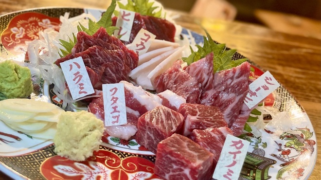 馬焼肉専門店うまえびす - メイン写真: