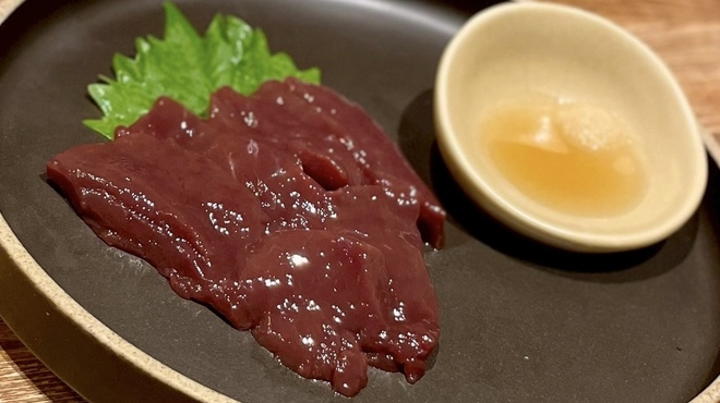 日本のお酒と馬肉料理 うまえびす - メイン写真: