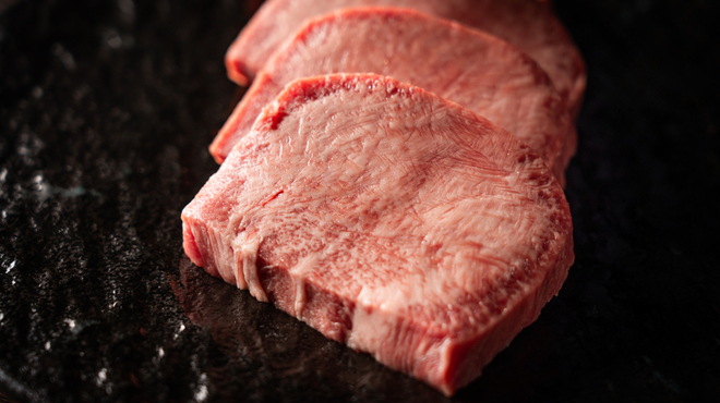 焼肉ホルモン 稲田 - メイン写真: