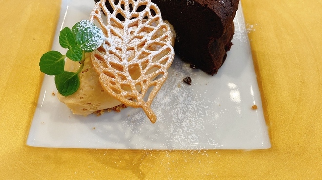 フランス食堂 オグチ - 料理写真:ガトーショコラ