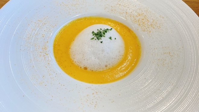 フランス食堂 オグチ - 料理写真:にんじん(碧南美人)のポタージュ