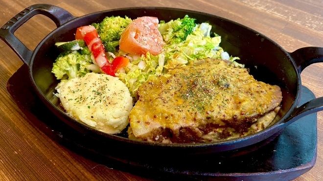 ローストチキンクラブ ファイティング クック - メイン写真: