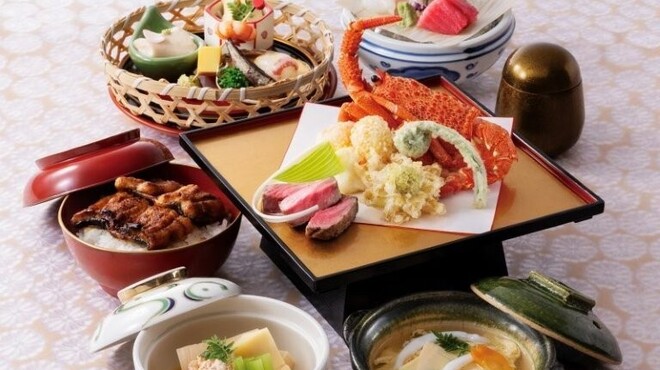 美濃吉 烏丸四条店 - メイン写真: