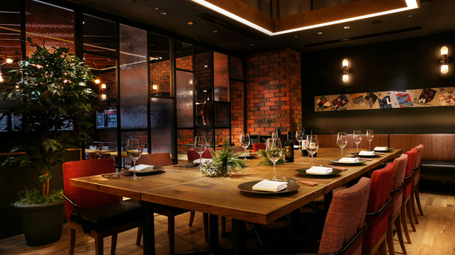 Dining & Bar LAVAROCK - メイン写真: