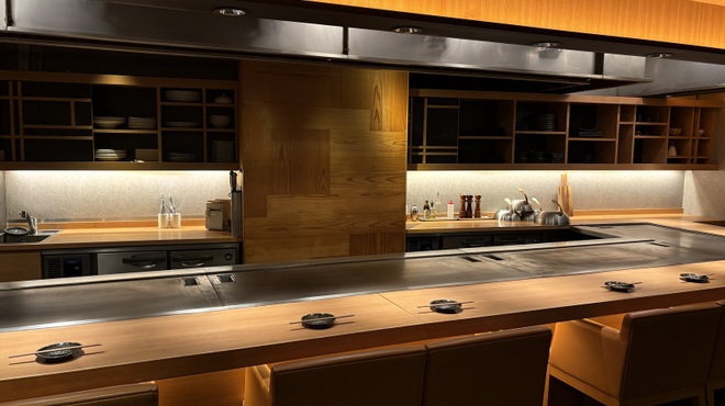 鉄板DINING O - メイン写真: