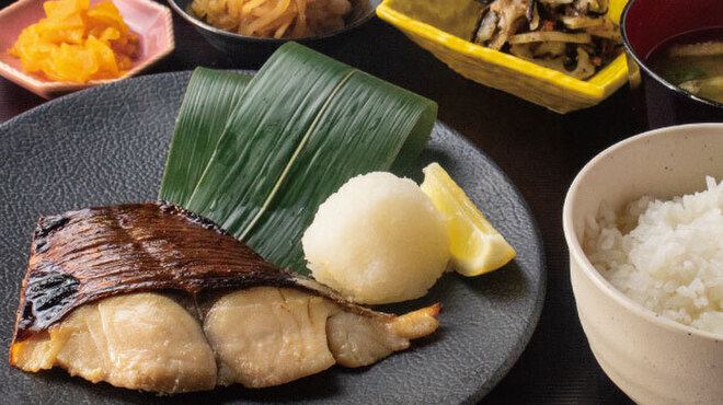 ベジ串 創作おでん ぬる燗佐藤 - メイン写真: