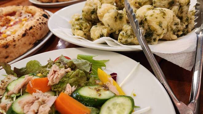 PIZZERIA IMOLA - メイン写真: