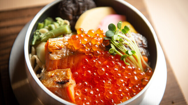 海鮮料理與釜飯 Araki