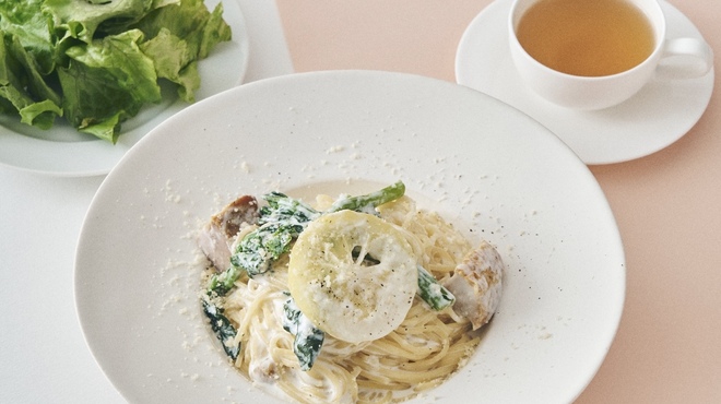 カフェ＆ブックス ビブリオテーク - メイン写真: