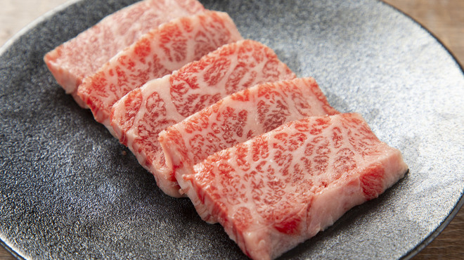 炭火焼肉 昭和ホルモン - メイン写真: