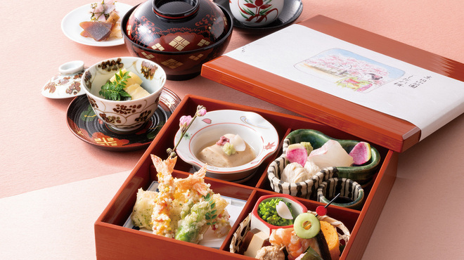 京懐石 美濃吉 竹茂楼 ホテル阪急インターナショナル店 - メイン写真: