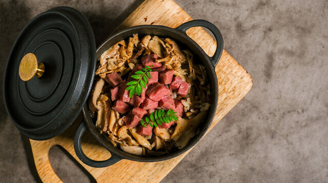 恵比寿ビストロ 猫も杓子も - メイン写真: