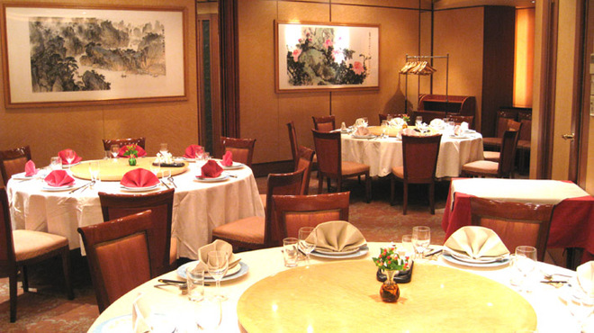 中国料理　白鳳 - 内観写真:完全個室は１部屋6名～12名様 ３部屋で最大36名様まで対応