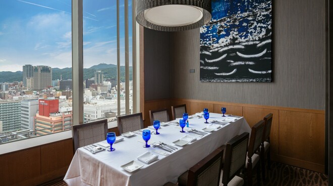 MAIN DINING by THE HOUSE OF PACIFIC - メイン写真: