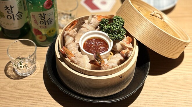 梅田韓国料理と二色鍋 かん菜 - メイン写真: