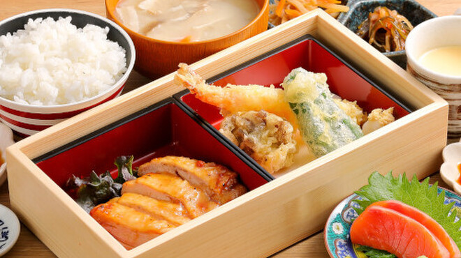 山の猿 - メイン写真: