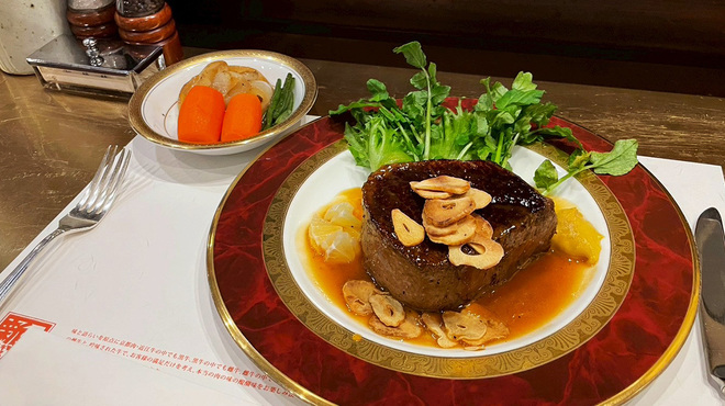 ステーキハウス新吾 - メイン写真: