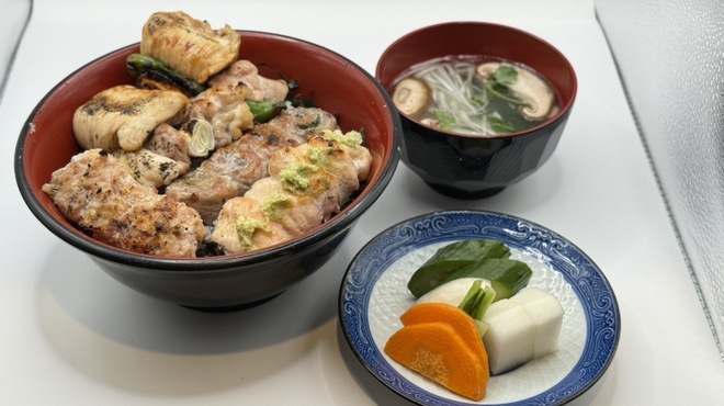 鳥政 - メイン写真: