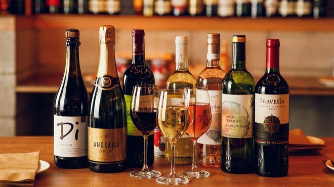 ワインの酒場。ディプント - メイン写真: