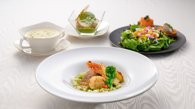 ポム・ダダン - メイン写真: