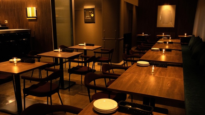 ブラッスリー モノクローム - メイン写真: